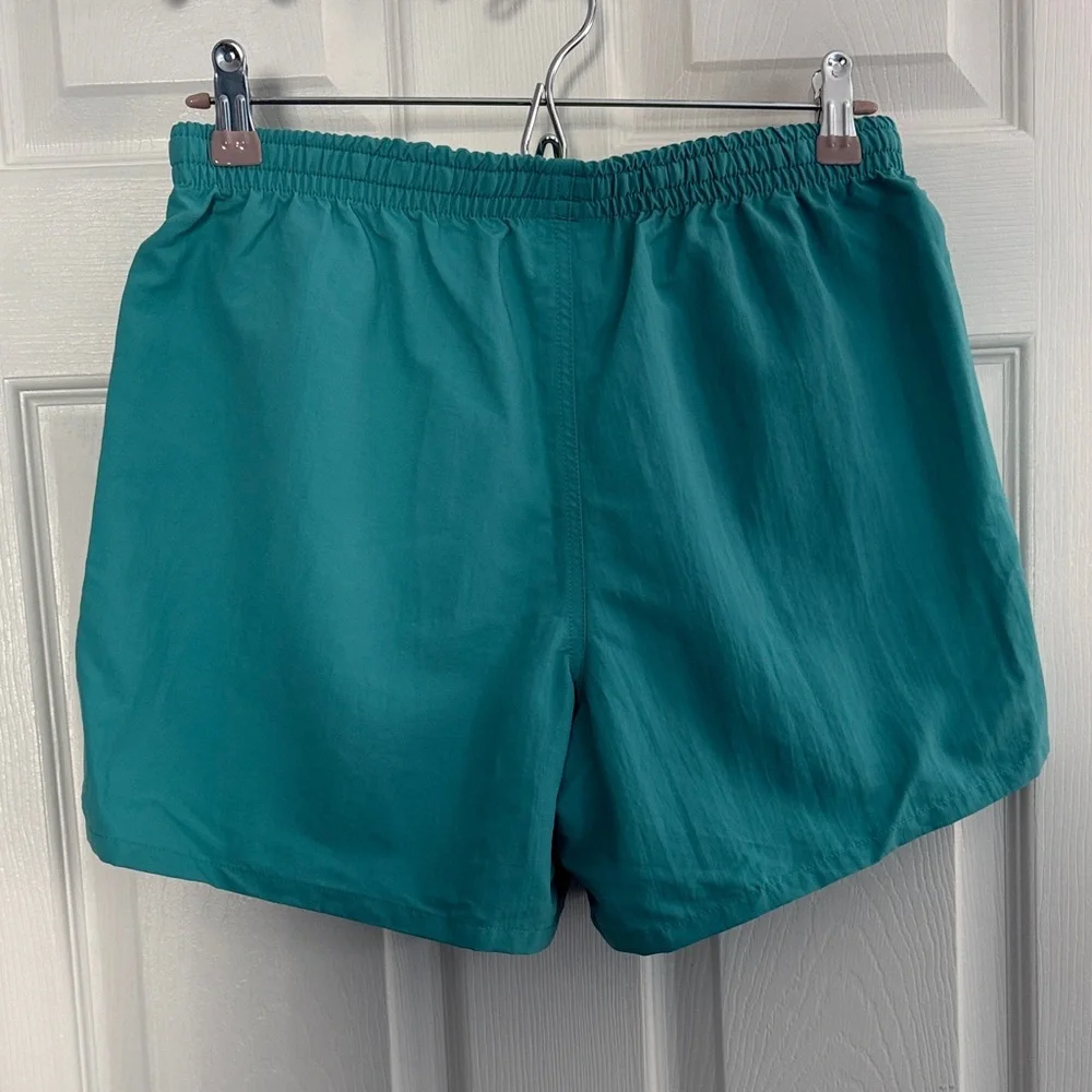 NWT Patagonia Women's Teal Baggies Shorts - small - Picture 4 of 4
